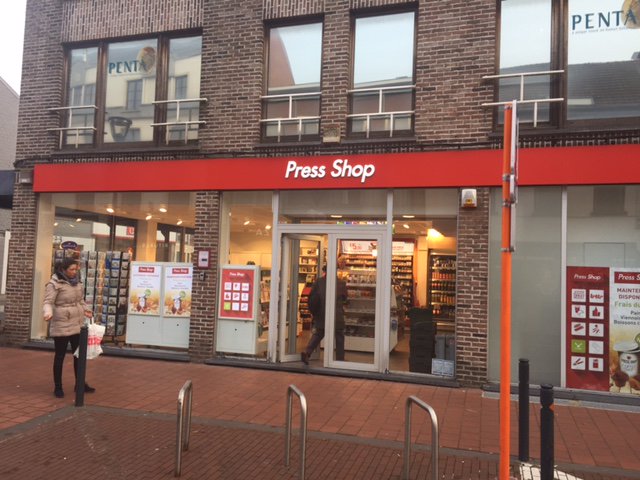 PressShopRelay's tweet photo. Sinds deze week kunt u in het Erasmusziekenhuis (Anderlecht) en in Waterloo terecht in een volledige gerenoveerde Press Shop. https://t.co/Kj8fjA9zBZ