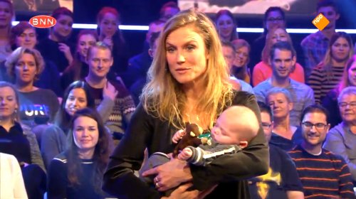 LINDAnieuws's tweet photo. BNN test BN'ers: van wie is deze bekende liefdesbaby? #2016test - https://t.co/eBcMcGDtnz https://t.co/AGMzbMMUkR