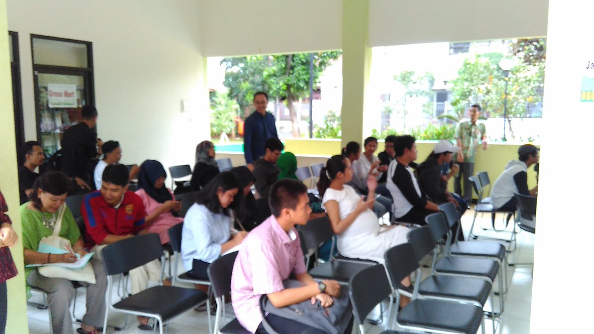 tarunalima's tweet photo. Udah rame nih di RPTRA Sawo, yg dekat dgn lokasi bisa merapat 😉 #sharingsession #rptra #cipete https://t.co/wIoyJyr37g
