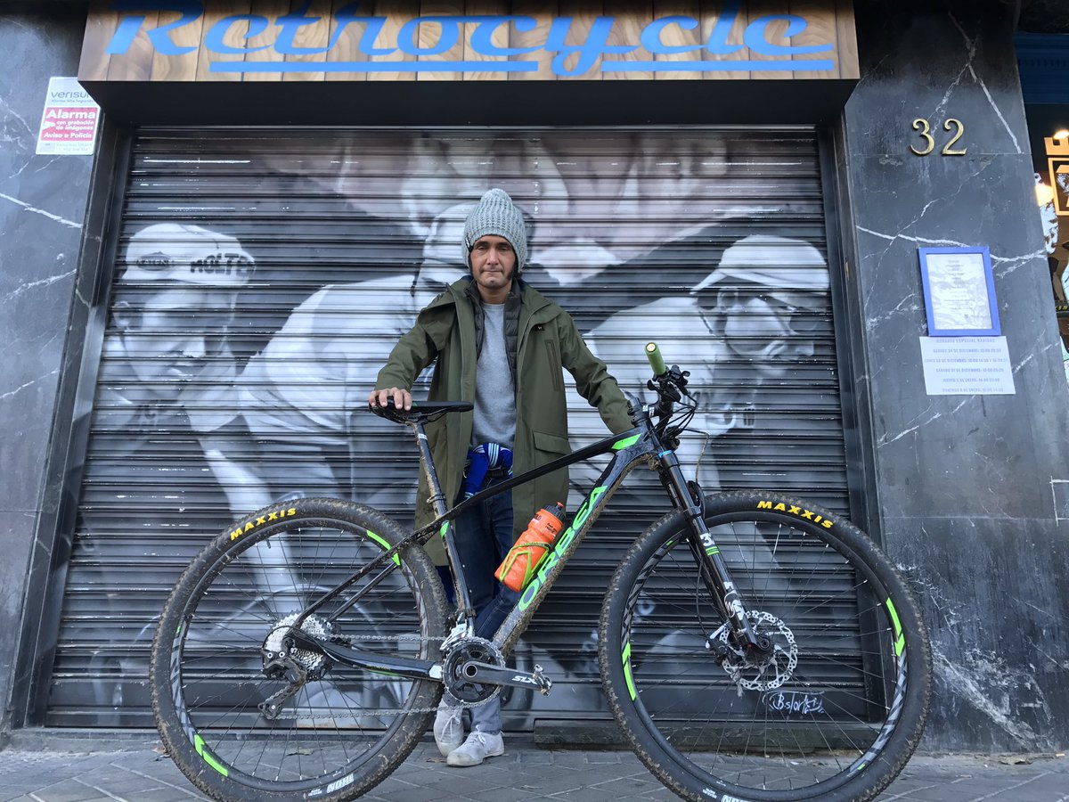 En casa otra vez tras nuestro camino de Santiago. El lunes post sobre este viaje tan especial y sobre lo bien que se ha portado esta Alma!