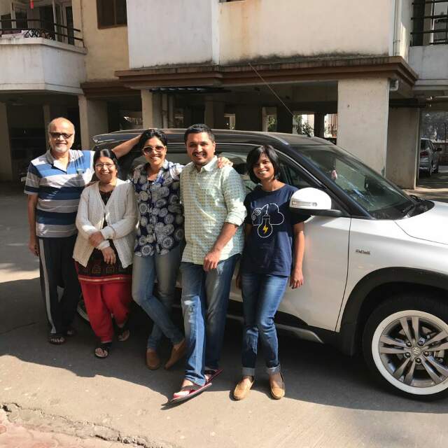 muktaforfans's tweet photo. #Lifeline of our @muktabarve 

#Family #SpecialPic ❤❤❤ https://t.co/V5bWvKH61n