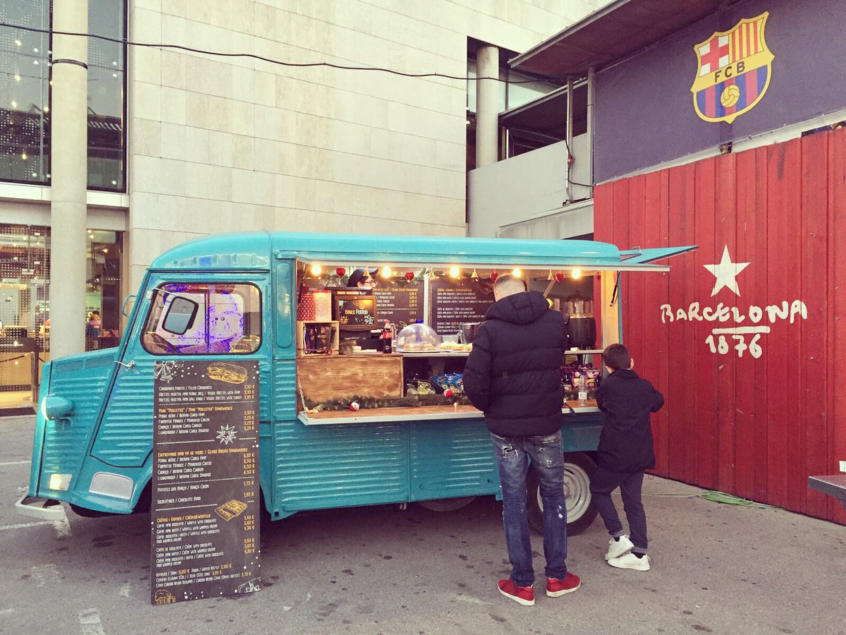 snackcarbcn's tweet photo. Nuestra Food Truck en el Camp Nou #Snackcarbcn #Campnou #FCBarcelona #igersbcn #barca2016 #blaugrana #nadalfcb #Barcelona #barca https://t.co/zGMIPCdQmo