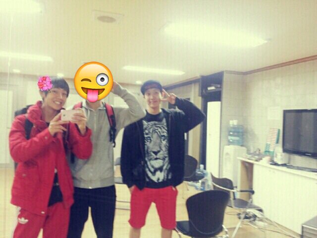 vminsuga's tweet photo. All these #홉필릅 should be put on national museum😂😂 https://t.co/VCkyMPHLaU