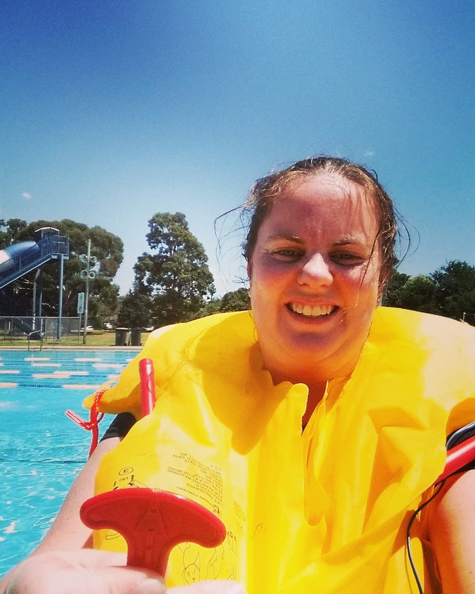 RuthMColeman's tweet photo. Ever wanted to pull that toggle to inflate the life jacket on an aeroplane? #doneit #cabintraining #section2011 #rfds @RoyalFlyingDoc https://t.co/bwH9YuOXQa