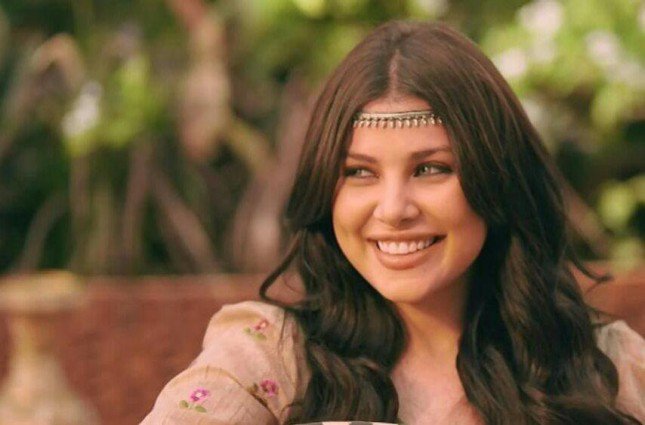sayidatystars's tweet photo. من تتحدى #حنان_الخضر؟
https://t.co/Dc39r7soM7
@HananeElKhader https://t.co/Z1iAgUgCSj