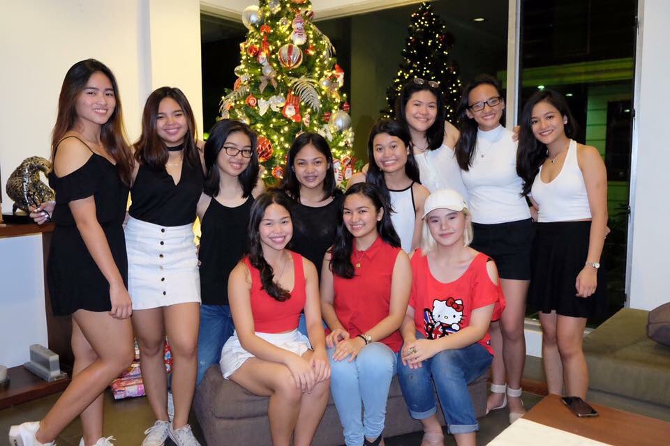 TwoTwo1314's tweet photo. Christmas 2016 https://t.co/2XgjQ0Fhky