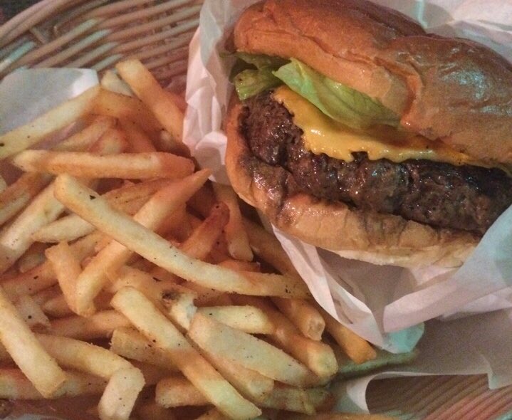 ه نا لندن On Twitter الذ برقر في لندن موجود بمطعم Honest Burger وله 15 فرع منها في كامدن واكسفورد وليفربول ستريت Seeaaha Droob Travel