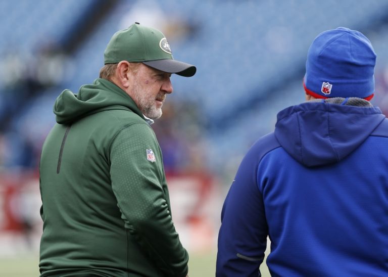 LTJ81's tweet image. Jets need to replace Chan Gailey for 2017 bit.ly/2huJaGh #NewYorkJets #ChanGailey #NYJets
