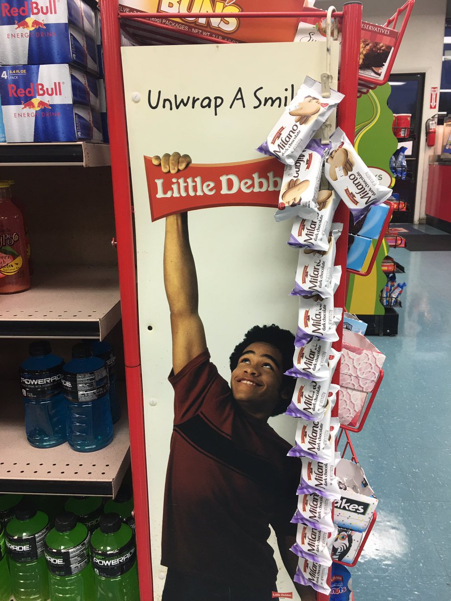 theonlykiel's tweet photo. @JordanPeele tell me why you're hanging out on the Little Debbie logo https://t.co/UGlTNZ9uj7