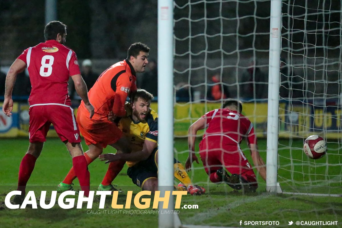 caughtlight's tweet photo. Tadcaster Manager, Billy Miller’s Scarborough post match interview.
#caughtlight
https://t.co/xEgmsJou7r https://t.co/YHsZ1PRu9w
