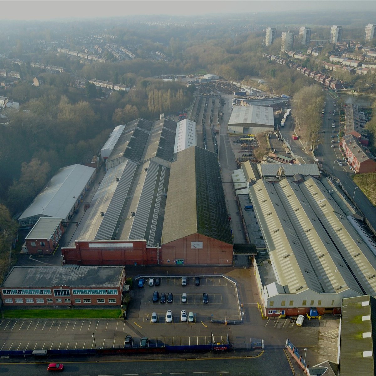_ianstagram_'s tweet photo. Work by air.
#BTCables #work #factory #dji #uav #cablemaking #Blackley #Manchester https://t.co/T8DyLpVqyi
