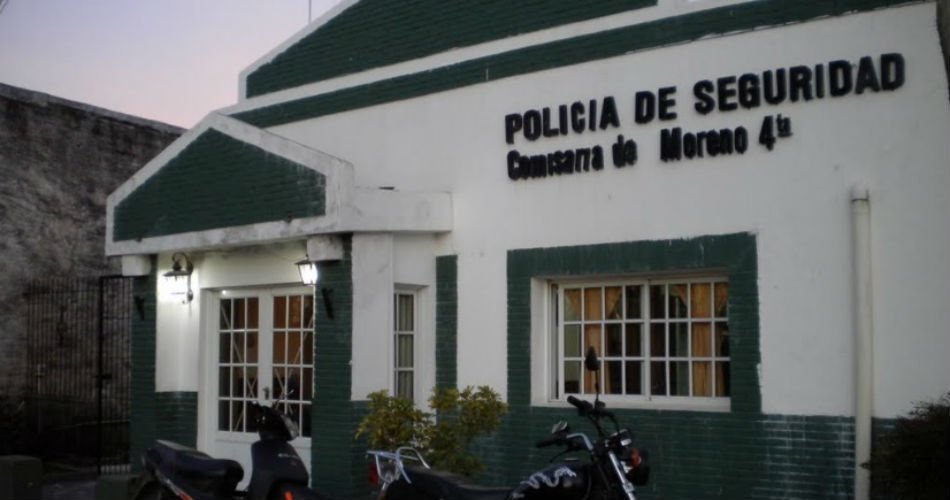 Cronica_ok's tweet photo. #EXCLUSIVO | Fusilaron a dos hombres en el conurbano https://t.co/aeeSV3WUeM #SangreEnElConurbano #EnTransradio #YCuartelV https://t.co/phahHmVkBm