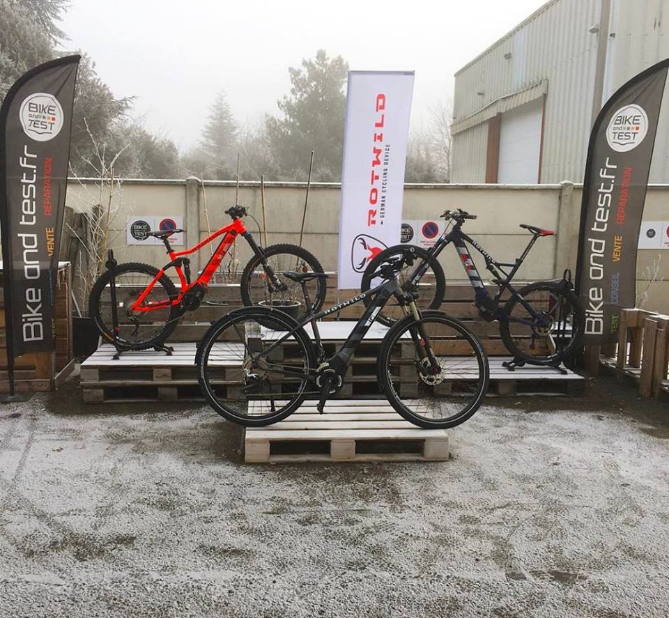 BikeAndTest's tweet photo. Les vélos électriques ROTWILD Bikes sont en tests et en vente chez #BikeAndTest. #Velo #Sport #France #VAE
Rotwild France #VTT #BikeAndTest https://t.co/kPGKJEqVTt