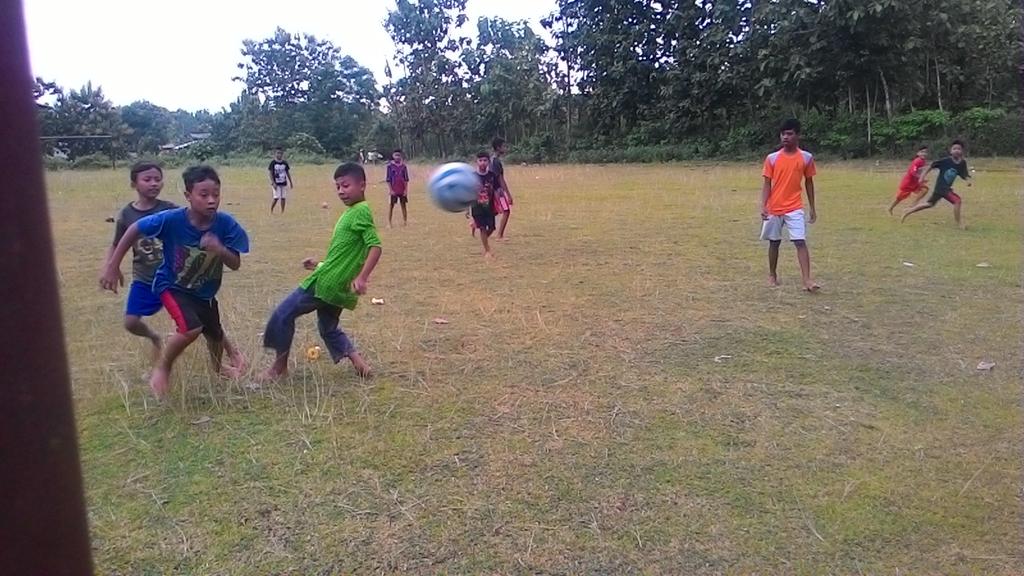 hasun009's tweet photo. Sinergi Komunitas 
ICD Sokosari Kab Karanganyar  #SharingHappiness
@Rel_Inspirasi
@RZ_Solo
@rumahzakat https://t.co/evvDQQg85c