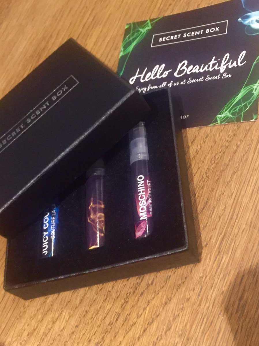 grainnemccoy_'s tweet photo. Thank you @SecretScentBox 💁🏻 The perfect scent for my purse!!! 😍 #secretscent https://t.co/MgAj0jCyNH