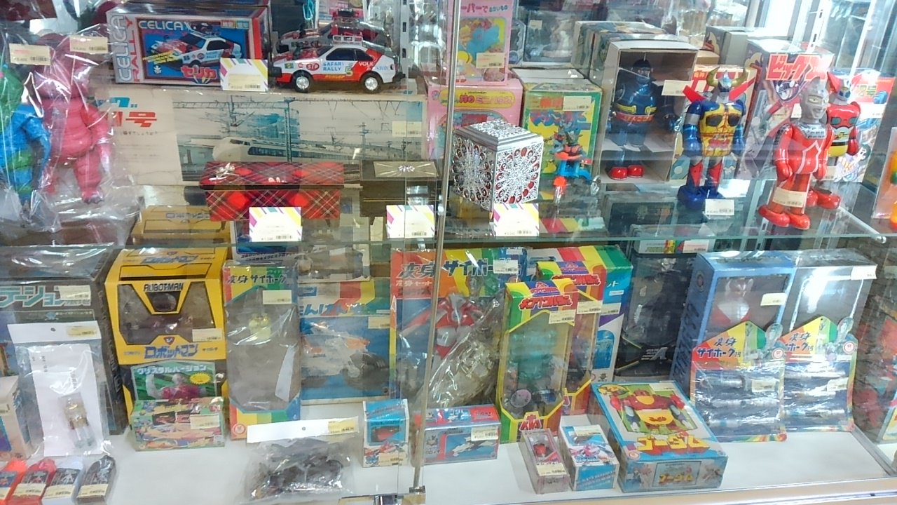 大阪日本橋ジャングル Jungle 新コーナー 昭和レトロ玩具コーナー 流行玩具 新装オープン 超合金だけではありません タカラｓｆランド関連もも強化中 昭和レトロ商品も増加中です 担当 なかじ