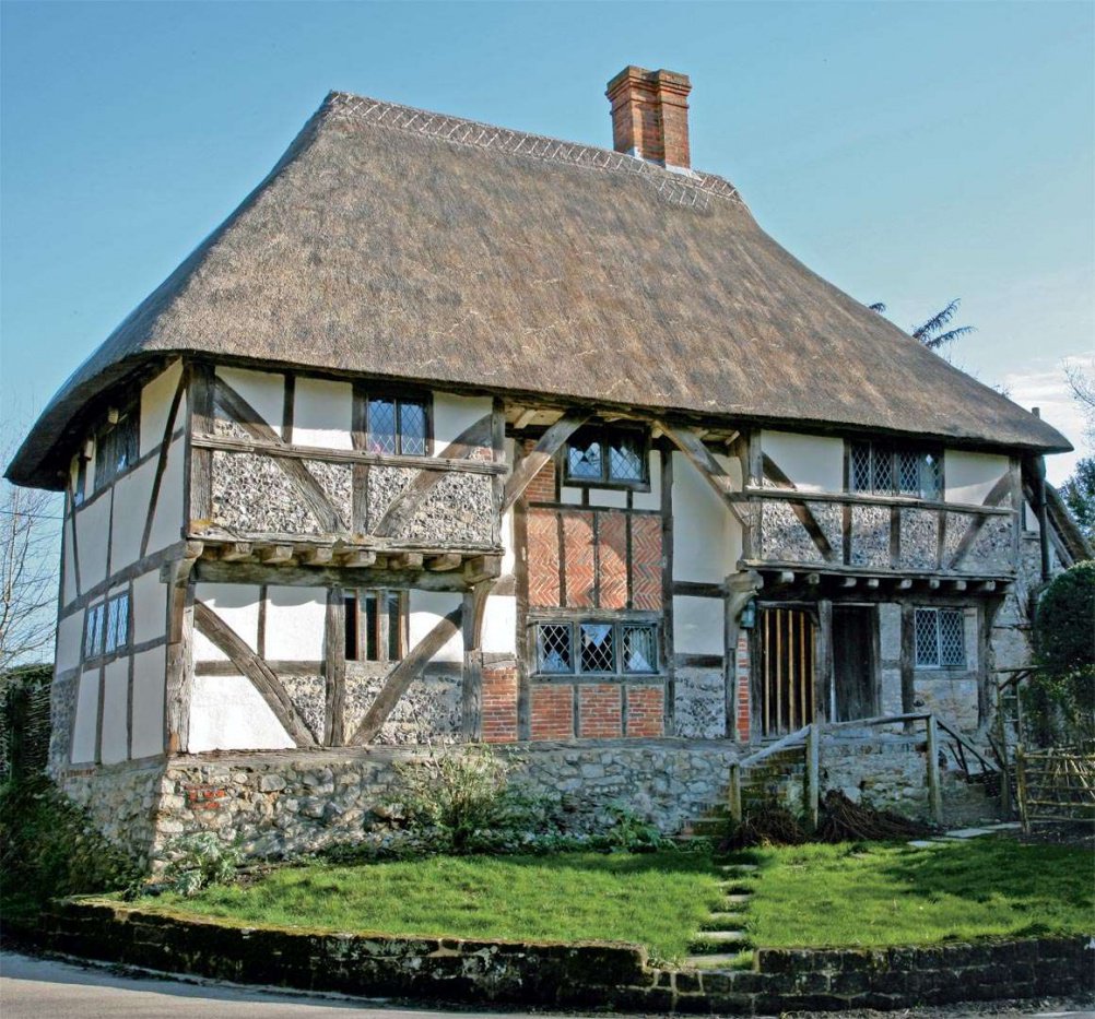 Your #guide to #buying a #listed #building: ow.ly/OYGb307yuq1