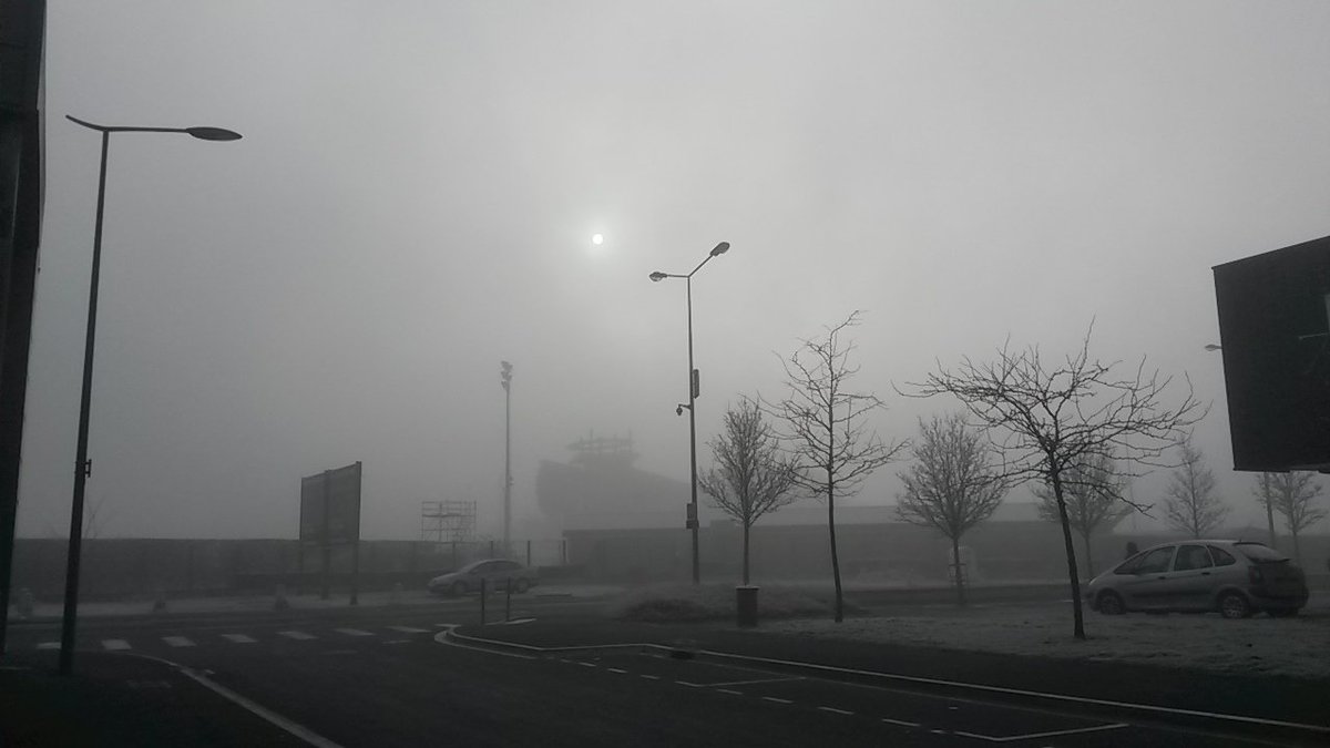 seb_weather's tweet photo. 🌁 #HeyMeteoFrance #brouillard #givrant tenace sur l'@HippodromeReims en ce debut d'apres-midi @MeteoContact @radiometeo @meteociel https://t.co/43gx7lHtLs