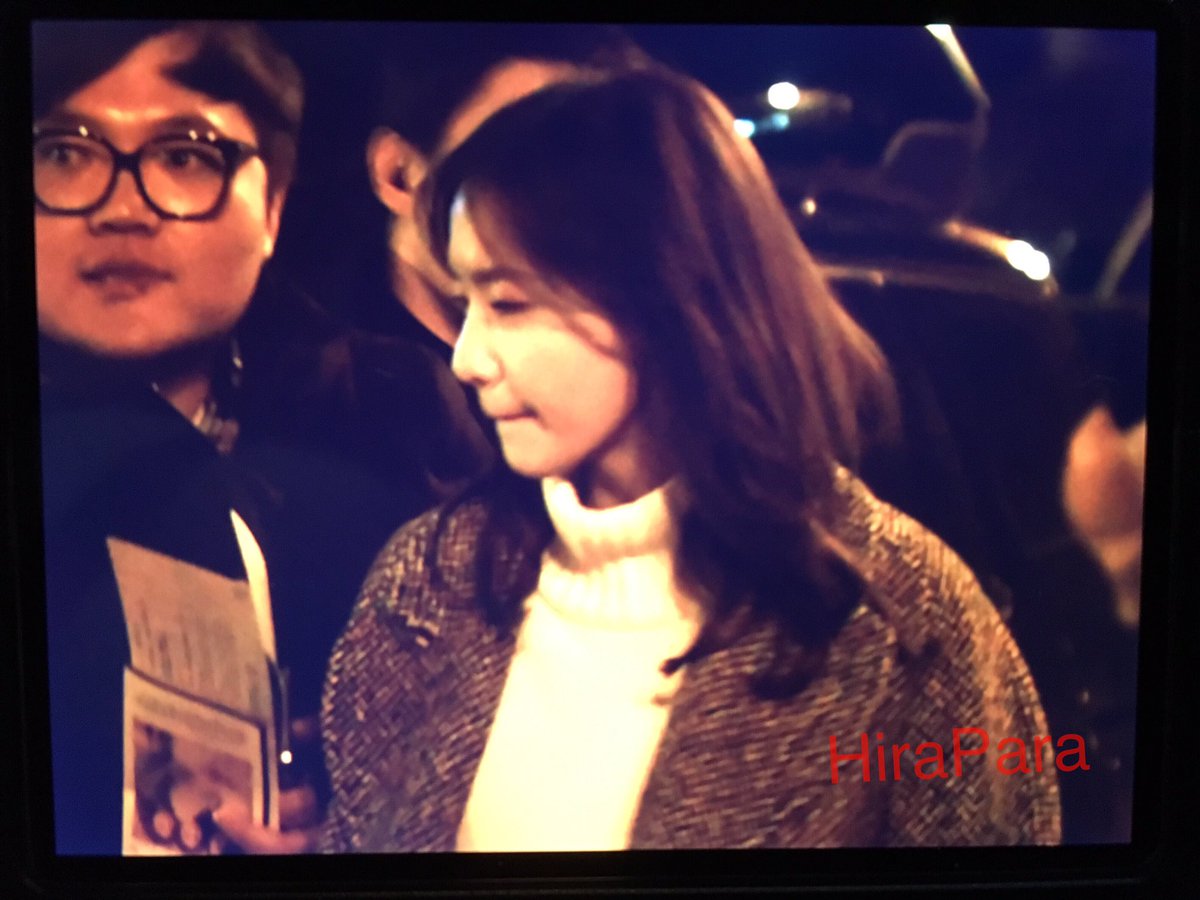  [PIC][30-12-2016]Tiffany và YoonA đến xem Concert của S.E.S vào tối nay C07LPIvUQAEvuT8