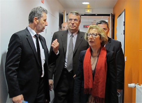 placegrenet's tweet image. L’@ADESGrenoble dénonce un “gros mensonge” datant des débuts de #Clinatec et cible G. Fioraso et J. Therme bit.ly/2ieRVbo #Grenoble