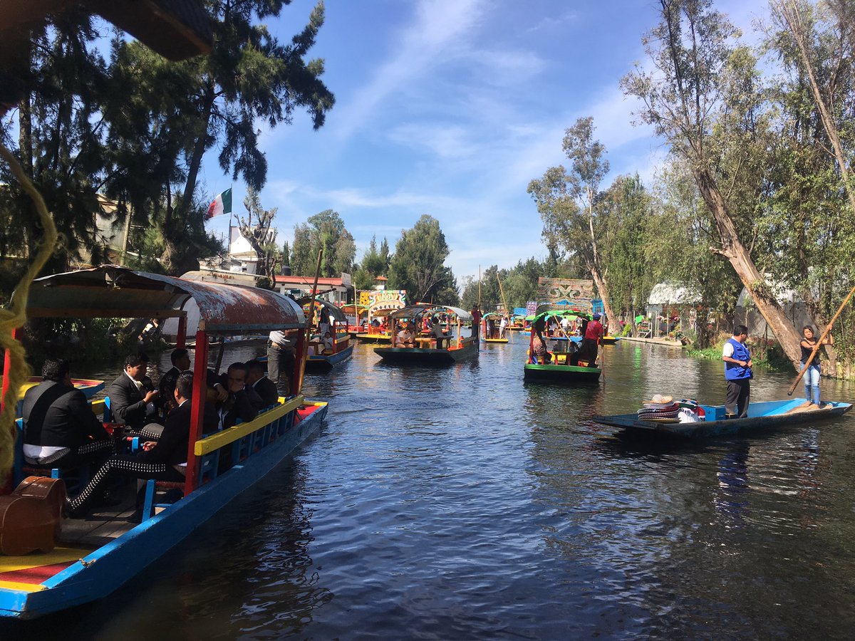 メキシコのソチミルコだよ