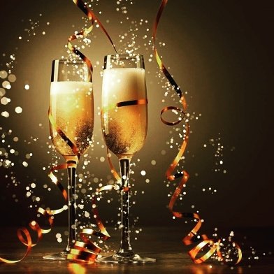 HaddockCC's tweet photo. Última noche de 2016, en #HaddockCc queremos despedir el año como merece junto a vosotros@s. https://t.co/7jXqP9KgCS