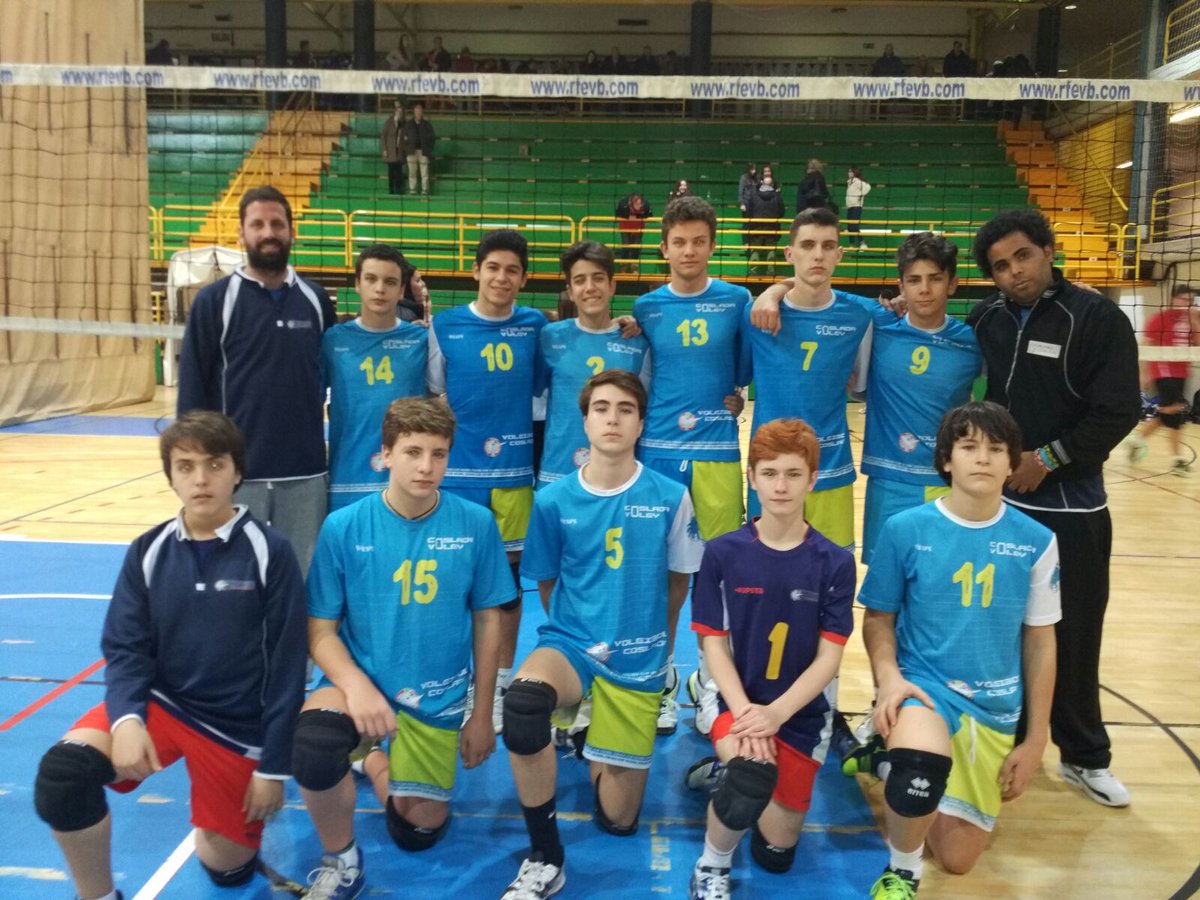 Décima posición en la #CopadeEspaña para los cadetes! Bien chico! 🏐💪
