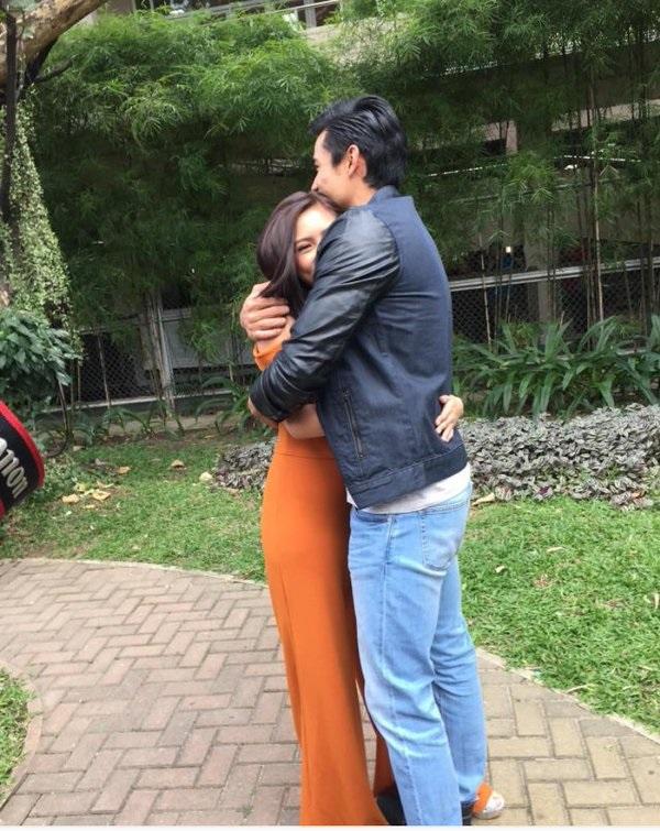 paciajairah's tweet photo. #KimXiBestOf2016
Valentine episode of Rated K 💕💕💕😍

Kim Chiu
Xian Lim https://t.co/1uOqtmFK5z