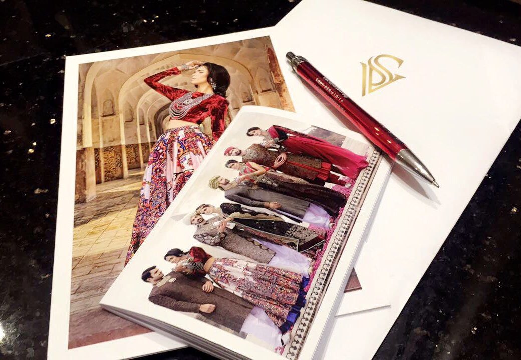 SabinaAli01's tweet photo. What an amazing surprise. Thank you Samreen Vance for this lovely gesture💕✨@SamreenVance
#SamreenVance #Givaways https://t.co/4epEhcXSkx