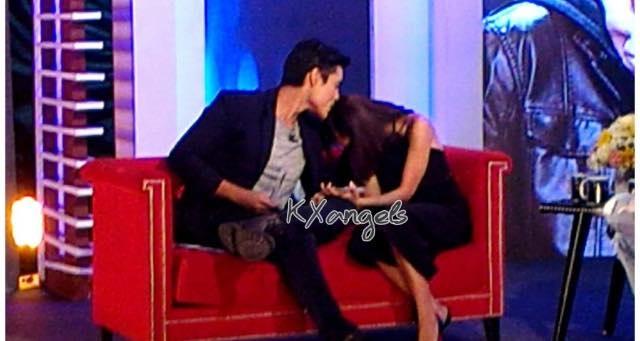 paciajairah's tweet photo. #KimXiBestOf2016
TWBA episode
X: Pwede ba kitang maging gf?
K: Yes, Pwede 😄😄😍😍😍

X: Ikaw (Kim) ang pangarap ko eh ...

Kim Chiu
Xian Lim https://t.co/YZLDUM5idM