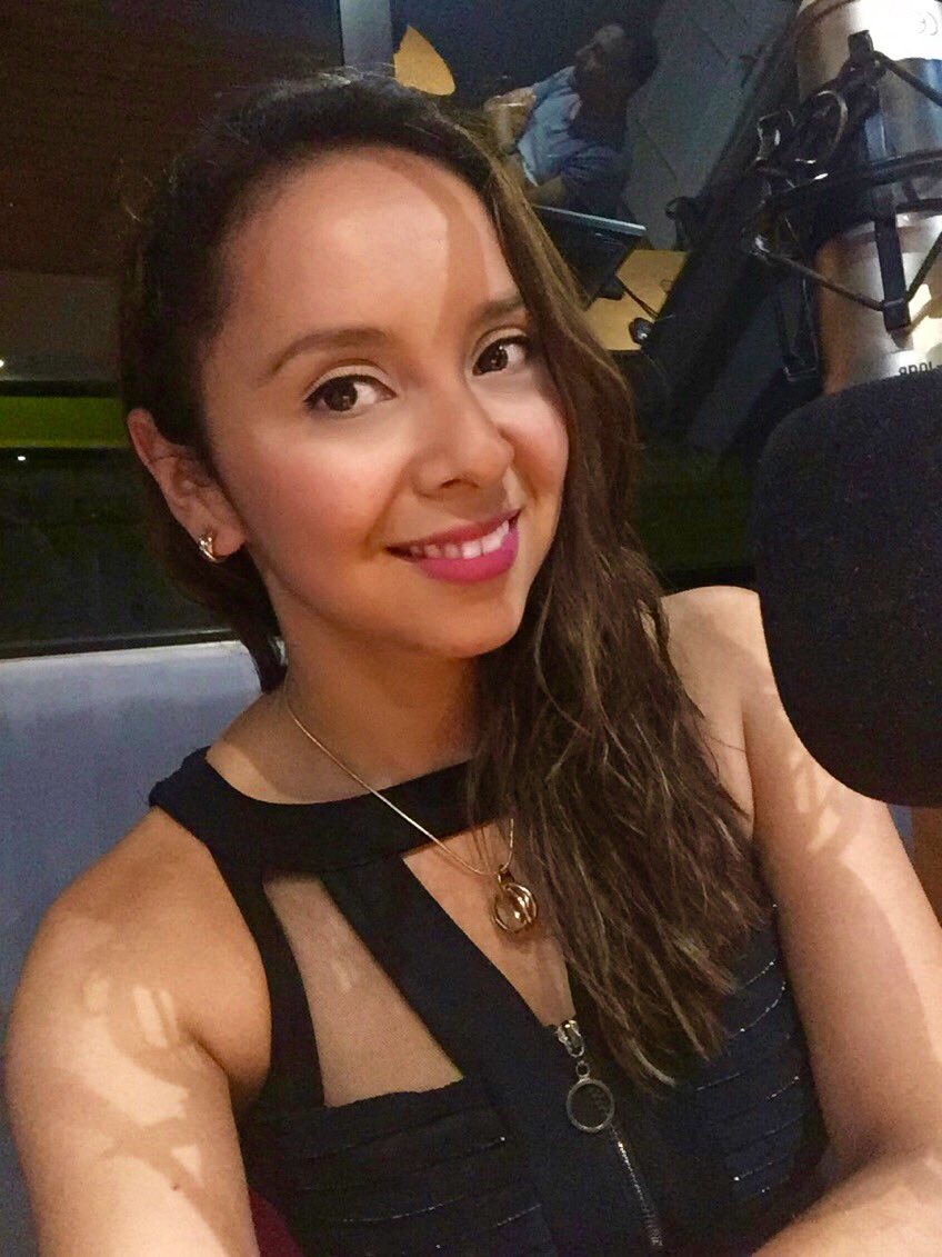 BerriosLorna's tweet photo. @montecarlocl @erojasy @orelali noches de tertulias musicales en #ProgramaConfidencias @LaSerenaOnline https://t.co/RDru8O5Ftn
