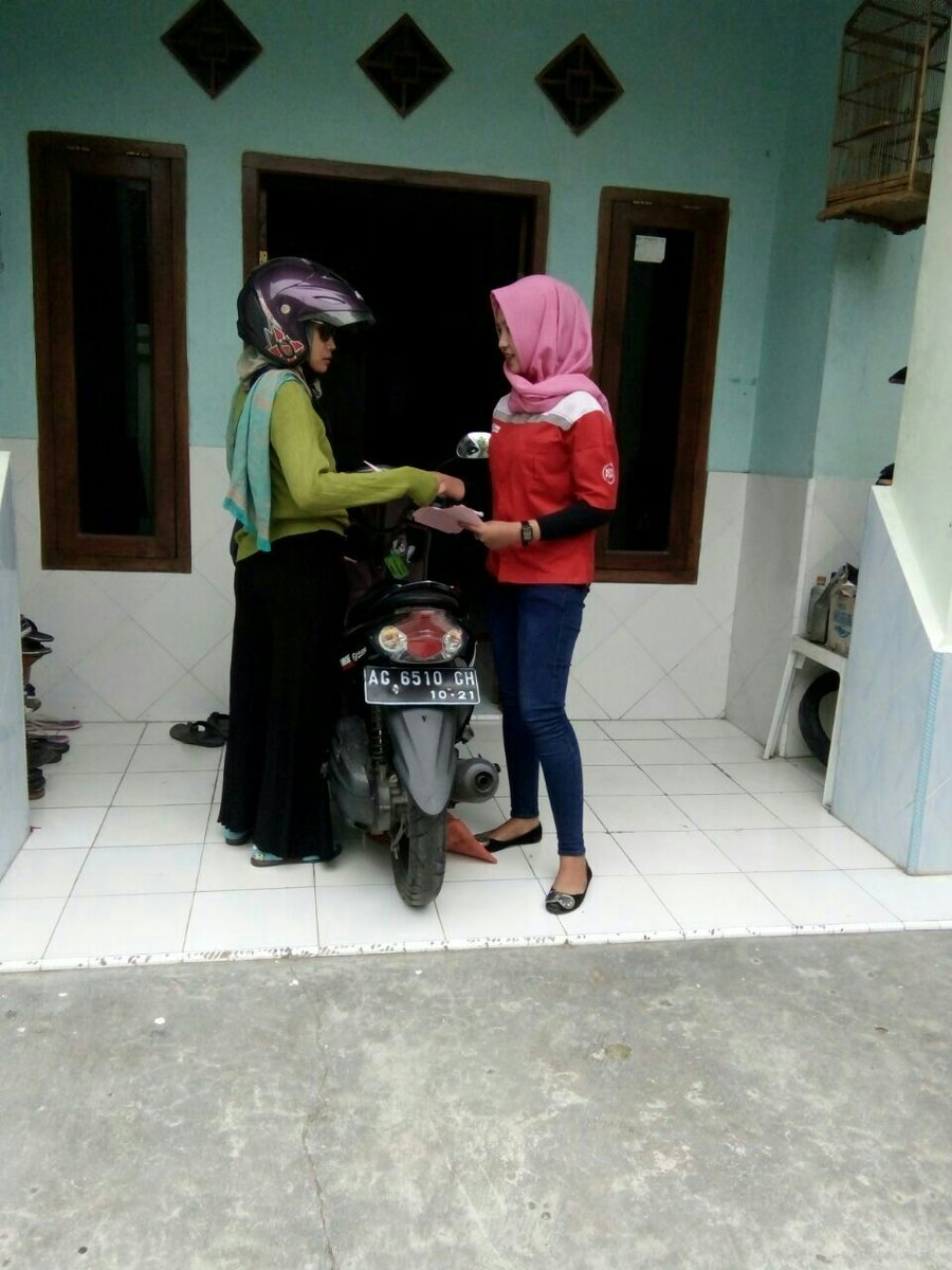 ote997's tweet photo. @parwi66 @_Funtastic5_ @CCMTREG5 #CCMTREG5 #CCMEVENT #WITELKDR Kediri 291216 D2D Indihome di PERUMAHAN Gampengsari https://t.co/nN663jmjLr