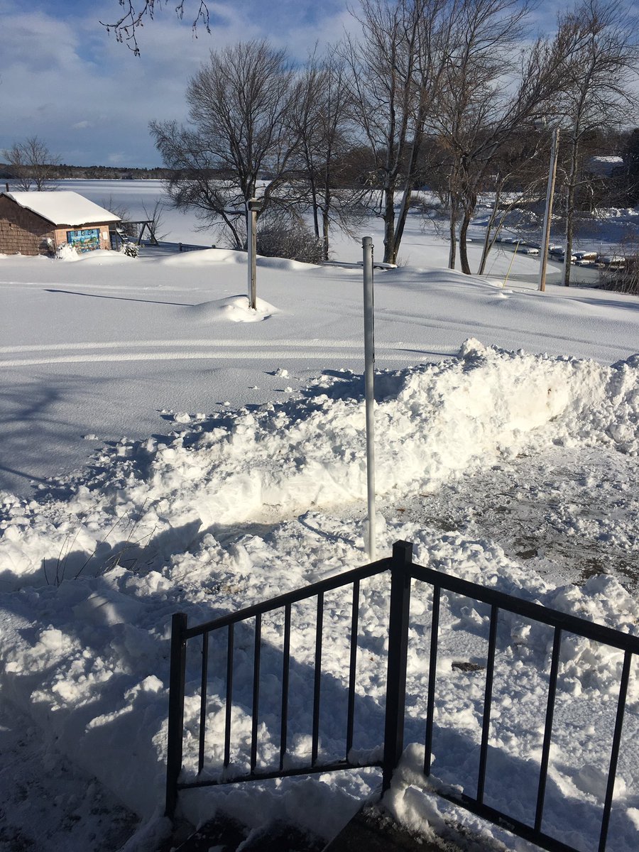<a href="/FOX25Shiri/">Paul Flynn MP</a> Winthrop, Maine about 10-14"
View from my front door 😬
