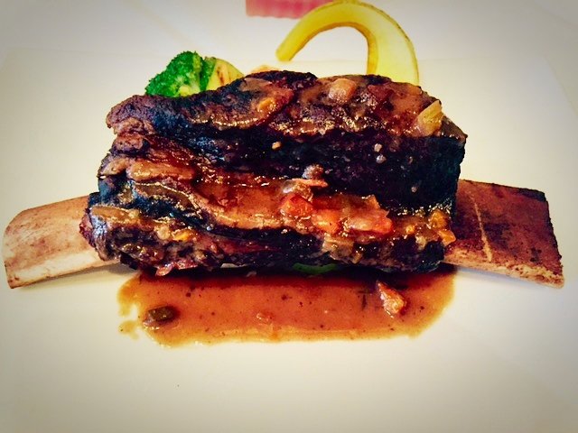 SecretoMiami's tweet photo. We would love to host you for an executive #Lunch. Today's recommendation is our Short Ribs over Risotto. #MiamiRestaurant #LunchInMiami https://t.co/R7gQGlX8Ab