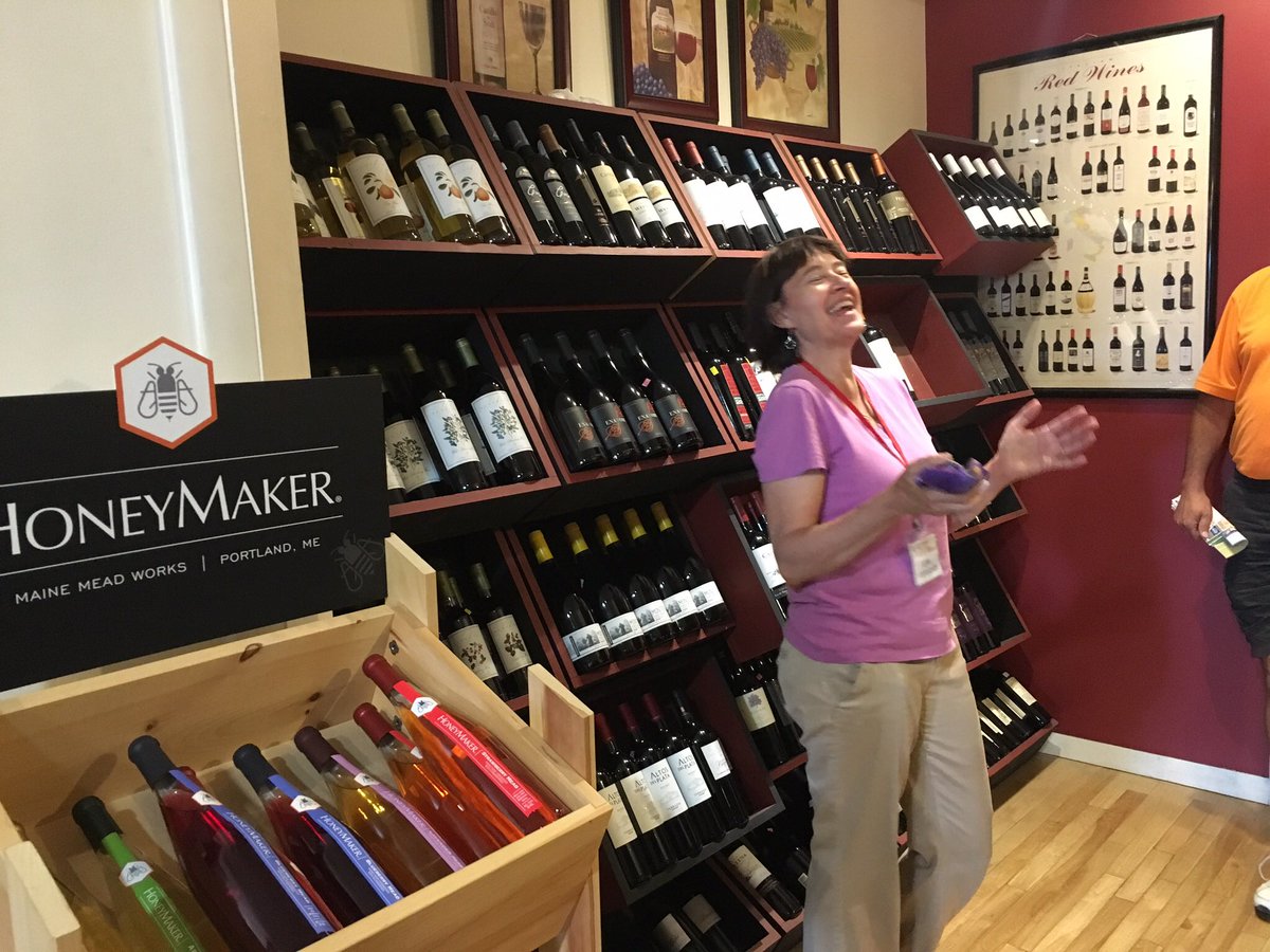 ME_FoodieTours's tweet photo. Are you joining us for a tour New Years Weekend?#mainefoodietours #visitportland #visitmaine https://t.co/B2cFANPKyG https://t.co/F2reXKtKVE