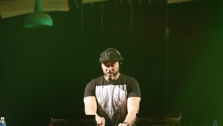 wonderwall_fest's tweet photo. @djrogersanchez making our last night here at #WonderWallGoa count https://t.co/lXwSi4AxLU