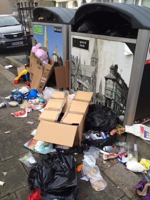 st_clean's tweet image. Just the usual! Thanks to @kiergroup @hastingsbc for their service, lacking as usual. #kiergroup #whatareyoupaidfor #moneyfornothing