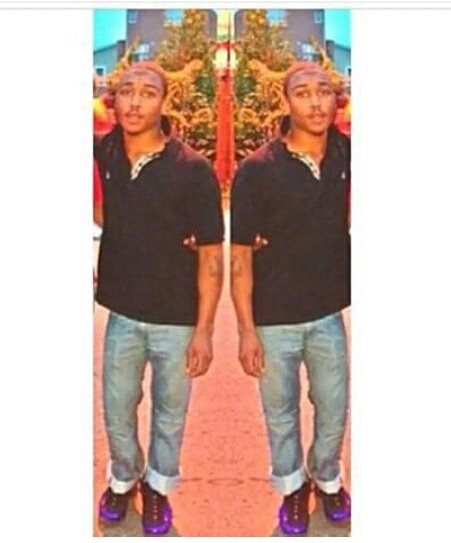Fvckguwop_'s tweet photo. I wish i could walk around Da corner &amp; Find luv 🙇💔 I miss you shawdd da Pain wont go away #DefinitionOfAGoon #RealKilla #LongLiveLuv 💯💯 https://t.co/i97buxa7gj