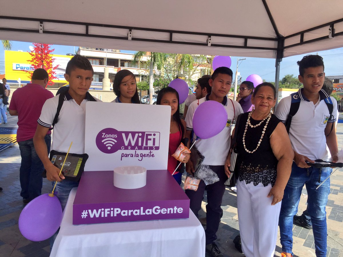 quinteromarcela's tweet photo. Plaza de Majagual, icono de la cultura de Sincelejo, ya cuenta con Zona #WiFiParaLaGente @Ministerio_TIC @lunadavid @Jacobo_Alcalde https://t.co/V7xD6uIKb2