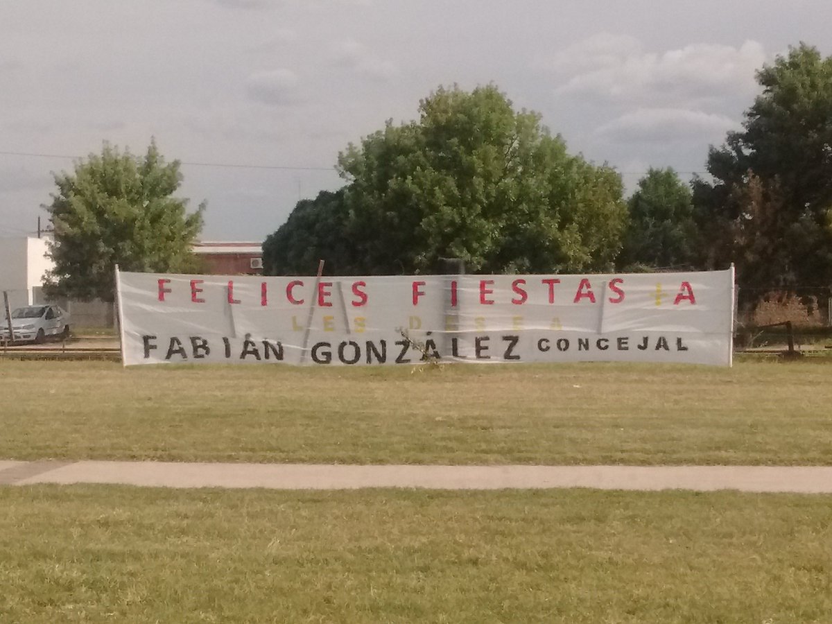 CarlosJuan_G's tweet photo. Cuando te gorrea pero dice que te ama https://t.co/XZzhPGCMD5