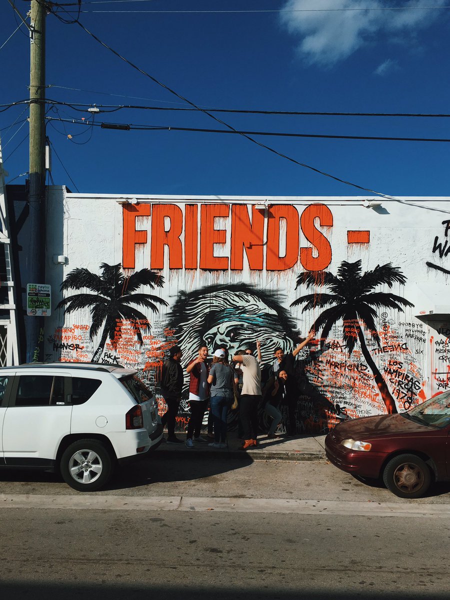 pafleming88's tweet photo. MIA in MIA https://t.co/dDVzAKJMeF
