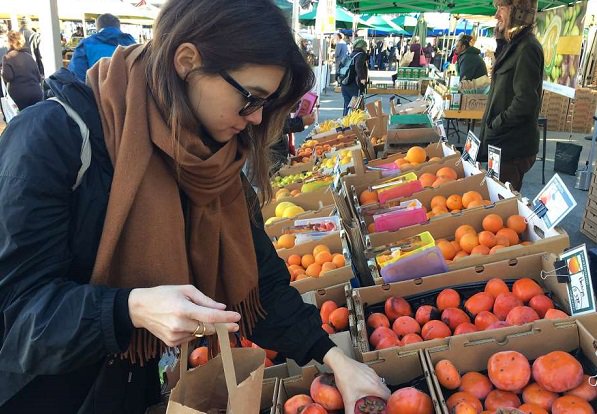 A guide to winter in Bay Area farmers’ markets.  sfchronicle.com/food/article/A…