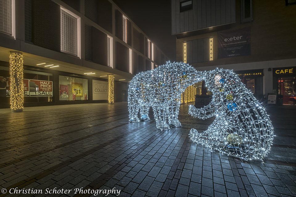ChrisSchoter's tweet image. Just been out &amp;amp; got a few more Exeter Christmas light images @Princesshay @Devon_Hour @ExeterCouncil @Exeter_Hour @Devon_Exeter