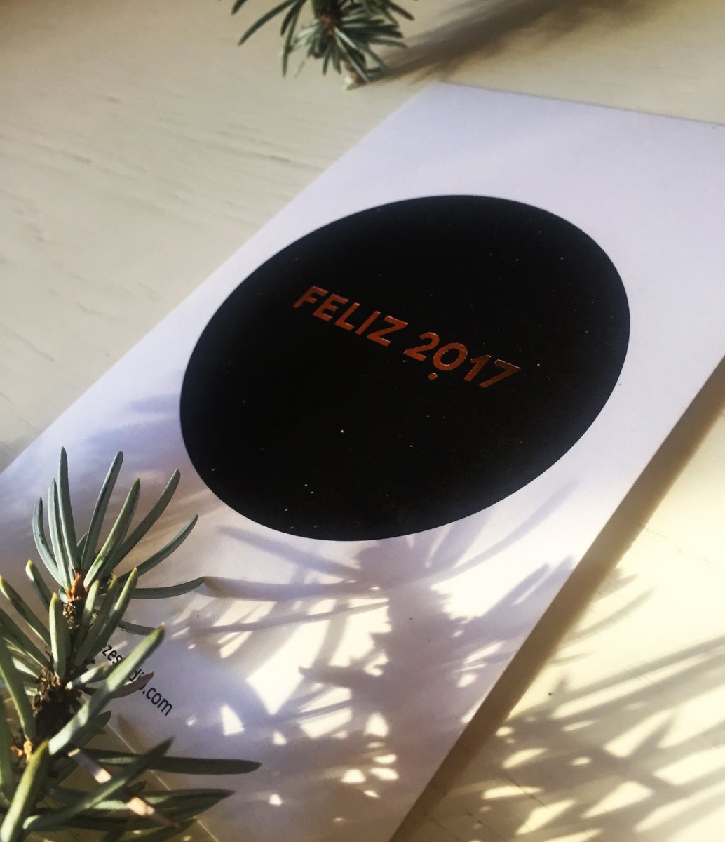 Blopezestudio's tweet photo. Desde Blopez os deseamos una feliz navidad :) https://t.co/sTvHeScEOh
