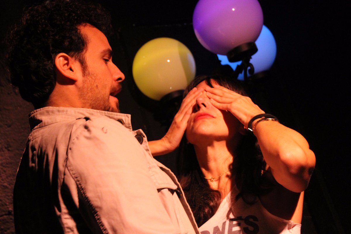 microteatro's tweet photo. Hoy nos despedimos de los musicales. En sesión golfa a partir de las 23h... #microcorte #microbeso #microrobot #micropasiva #microteatro https://t.co/8WhJcb4gmG