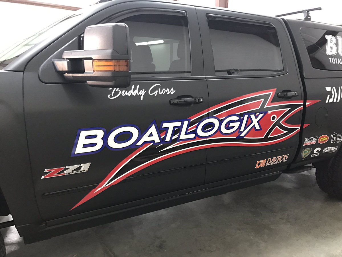 Boatlogix's tweet photo. Truck came out great! Can't wait to see it out on the road this season! @Buddy0144 https://t.co/H5eeq56FbG