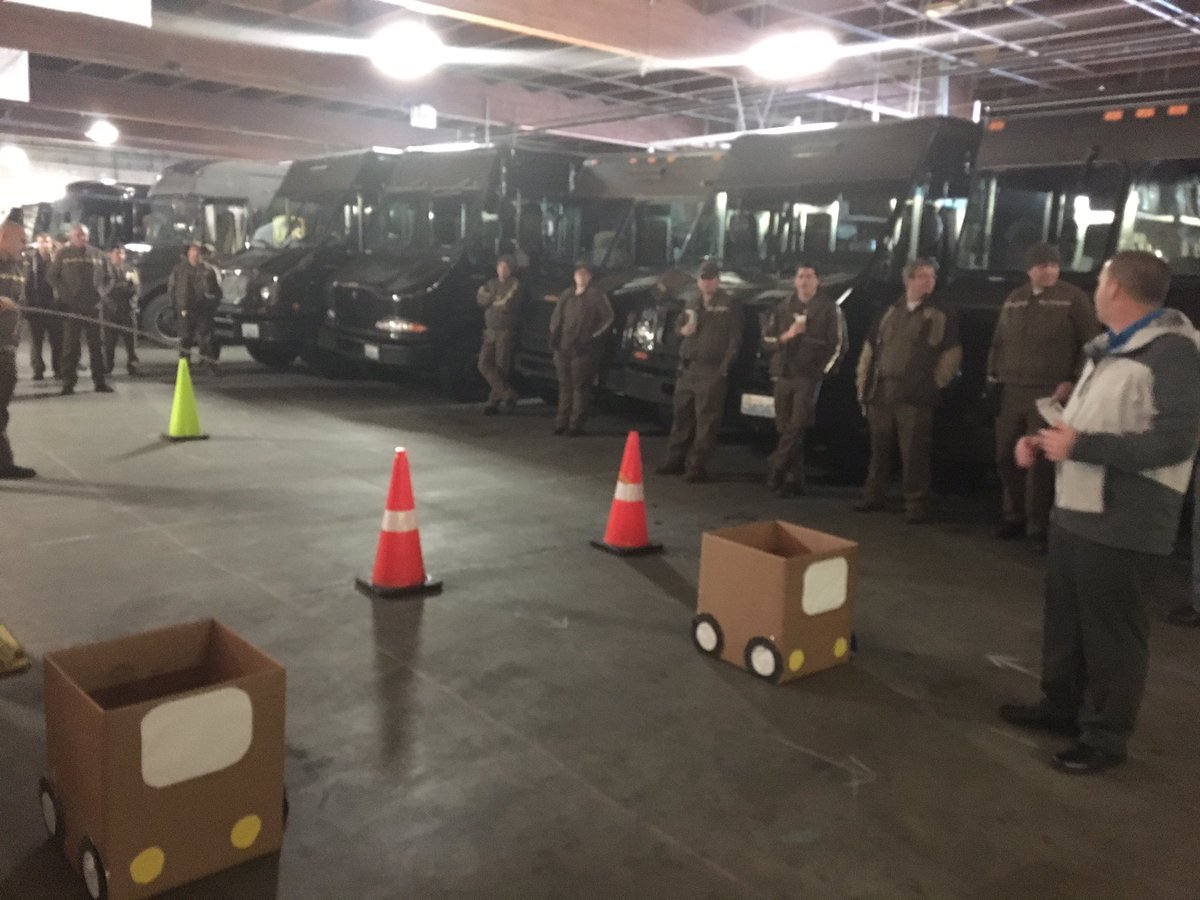 Back vs. walk demo. Do you really need to back? #tacomaelephants #walkvsback <a href="/dj_northwest/">DJ Northwest</a> <a href="/Rxduffy/">Randy Duffy</a>