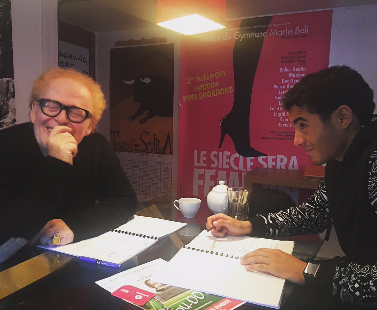 Seghirser29's tweet photo. " @seghirsam : Work W/ director 
😂📖✍🏽 #Soon " https://t.co/ssajFqfbBl