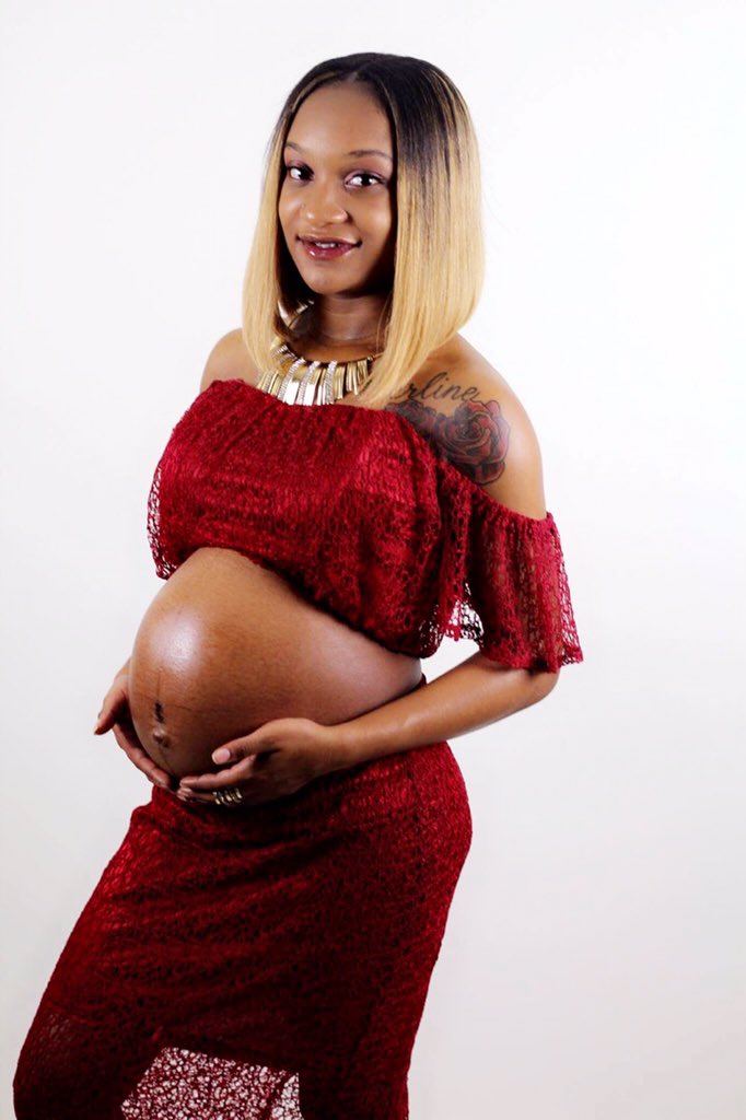 __xxZania's tweet photo. pray for better days in the future with my bundle of JOY❤ Ripuna I really do this for YOU😣🙏🏼#AreAngelFromAboveLITERALL👶🏽 #AsOneGoOneComes👼🏽 https://t.co/xuxHRaCWde