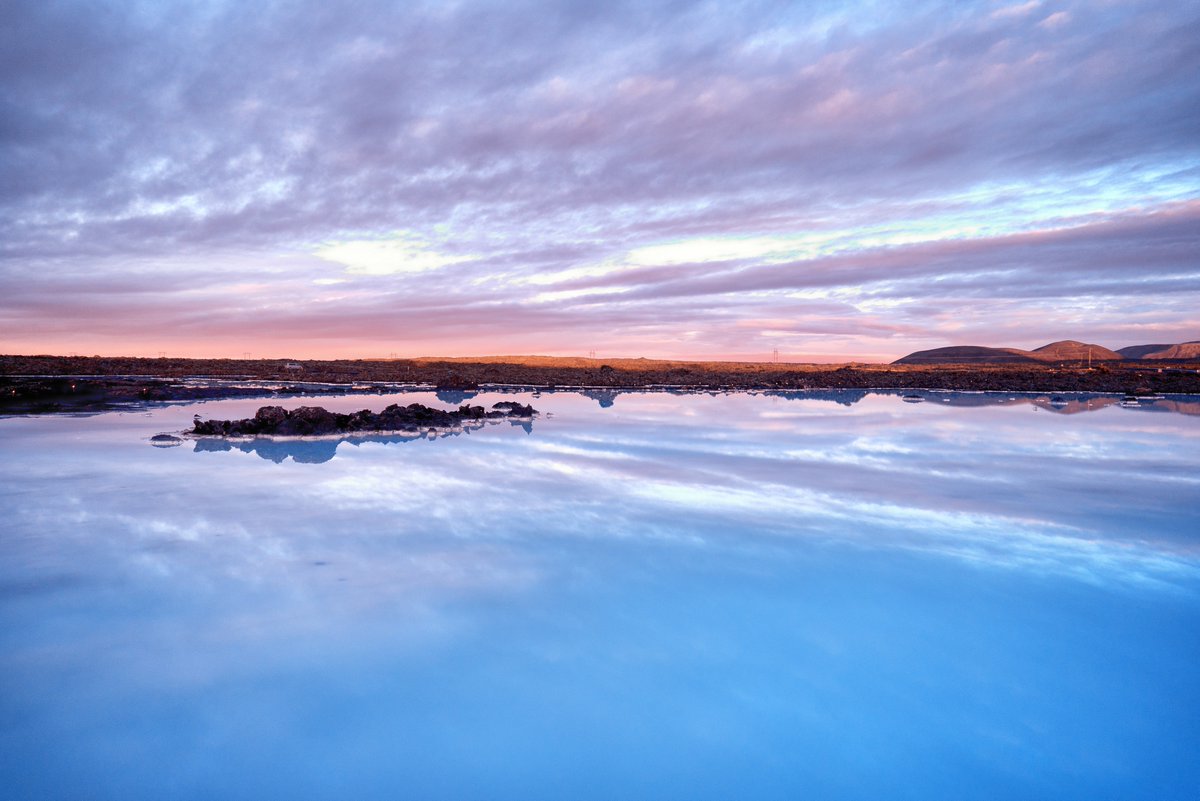 GrahamBowes's tweet photo. Reflections #Iceland https://t.co/CFfr7VJEJs